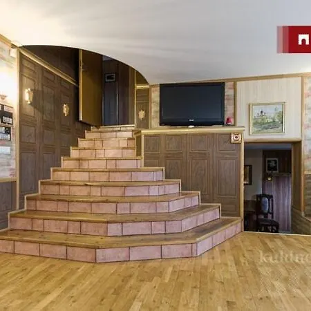 Gostinjska kuća Urusel *